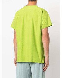 T-shirt à col rond chartreuse Homme Plissé Issey Miyake