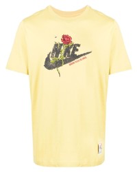 T-shirt à col rond imprimé jaune Nike