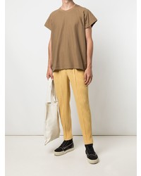 T-shirt à col rond marron clair Homme Plissé Issey Miyake