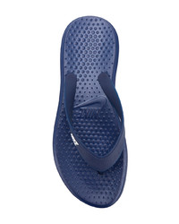 Tongs bleu marine Nike
