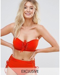 Top de bikini en dentelle rouge